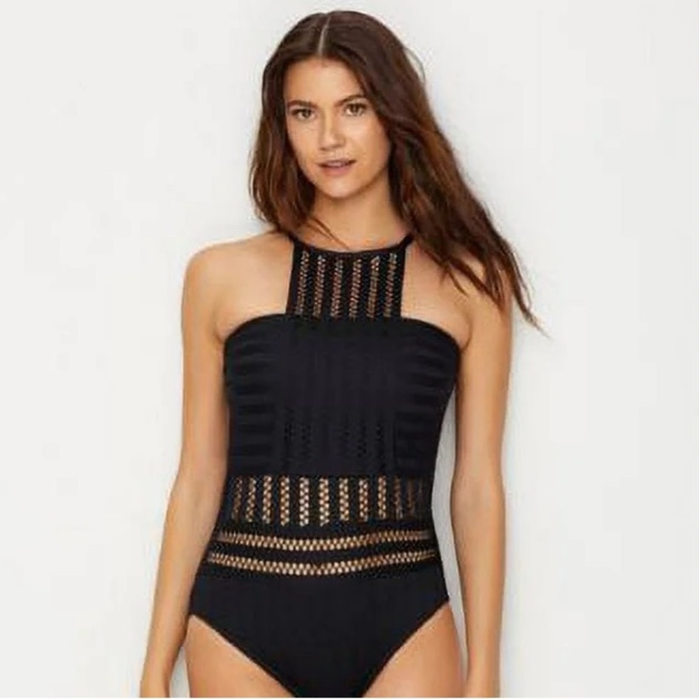 Kenneth Cole women’s bathing suit